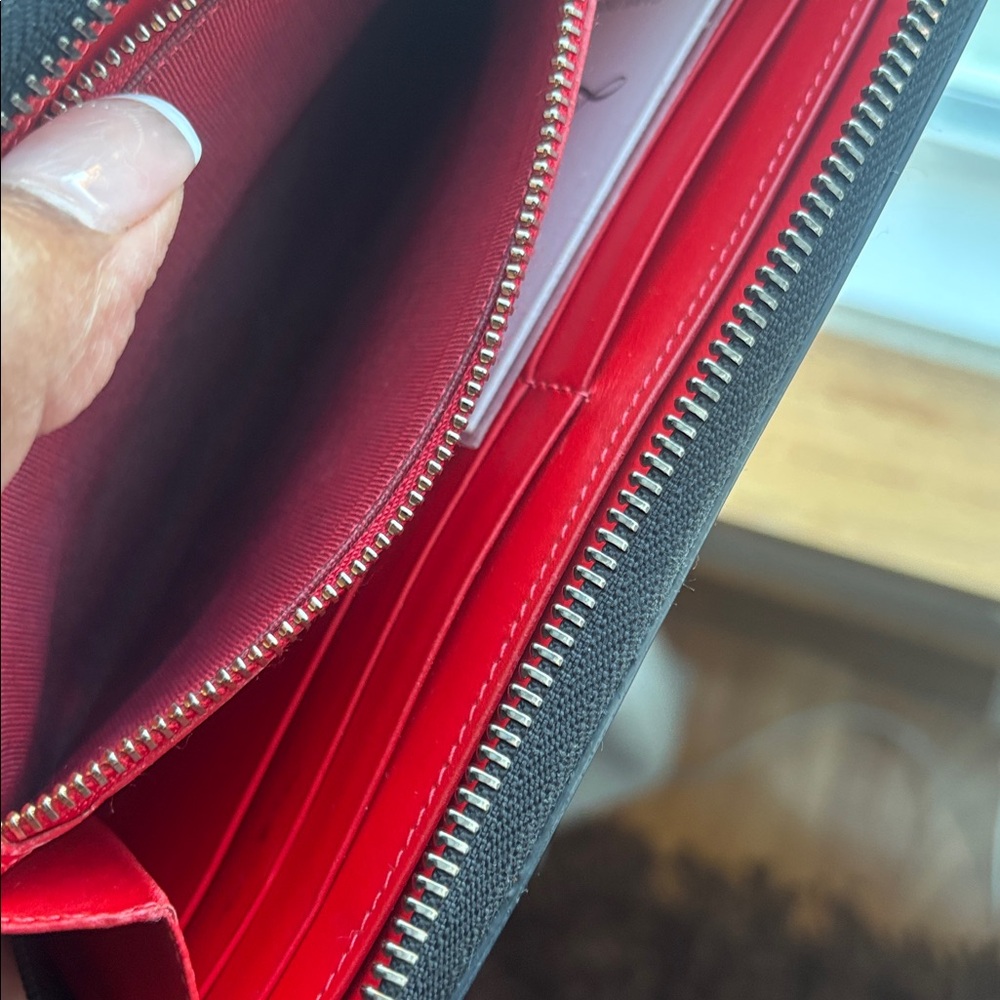 Christian Louboutin long wallet leopard print - Picture 4 of 4